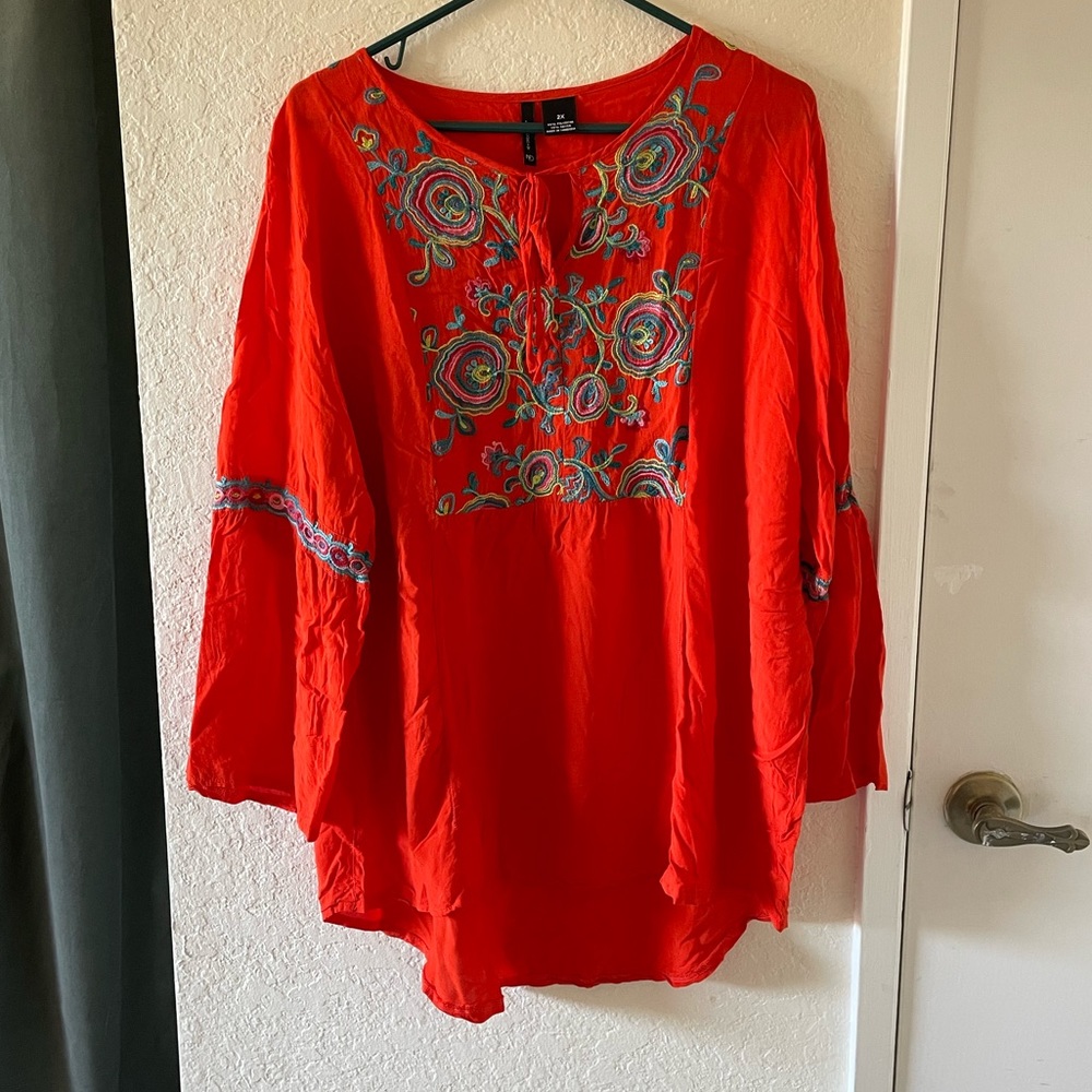 Bright boho embroidered flowy blouse